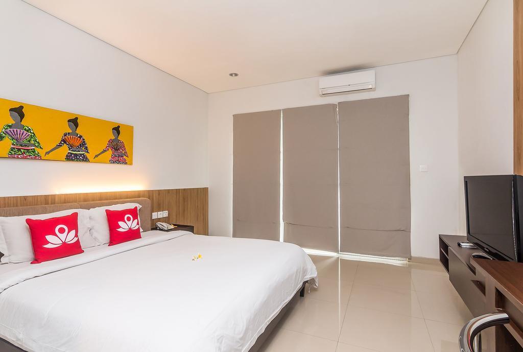 Zen Rooms Seminyak Mertanadi Bagian luar foto