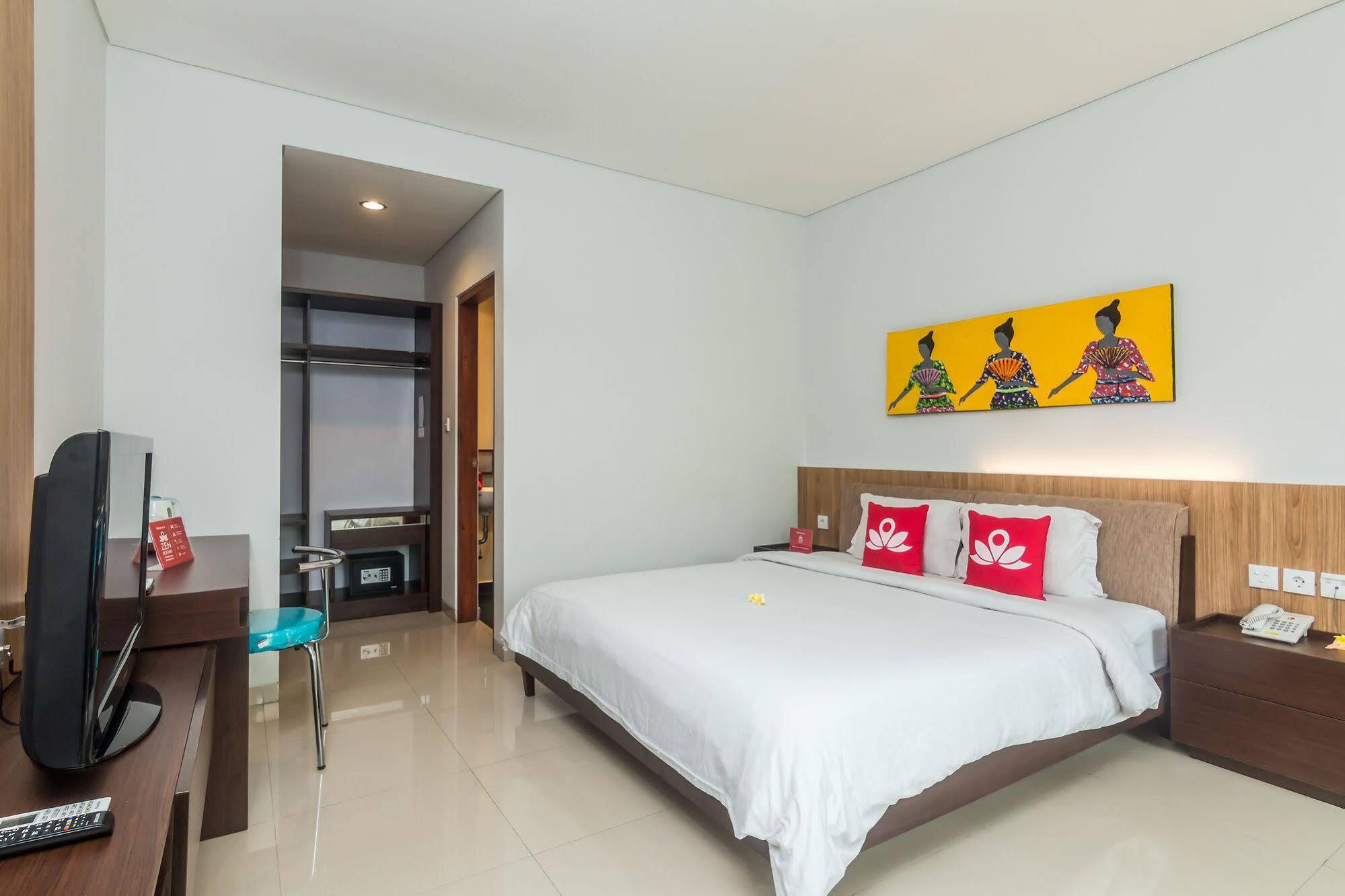 Zen Rooms Seminyak Mertanadi Bagian luar foto